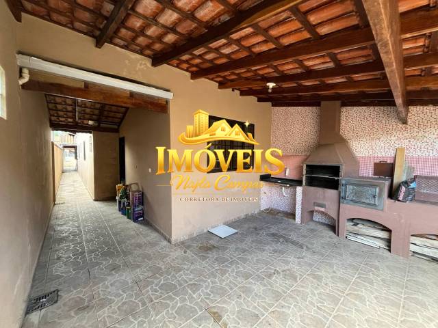 Casa para Venda em Caraguatatuba - 2