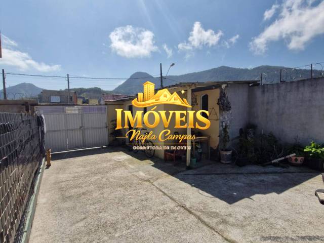 Casa para Venda em Caraguatatuba - 2