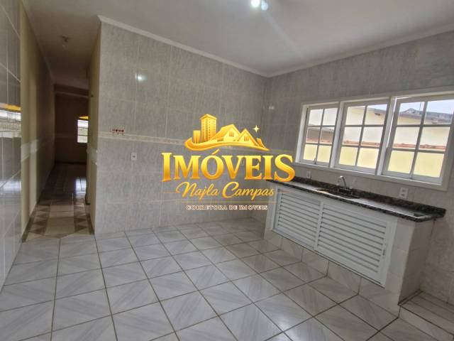 Casa para Venda em Caraguatatuba - 2