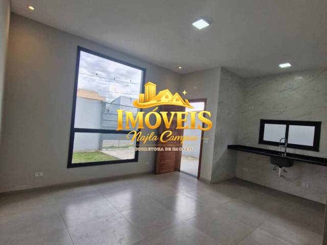 Casa para Venda em Caraguatatuba - 4