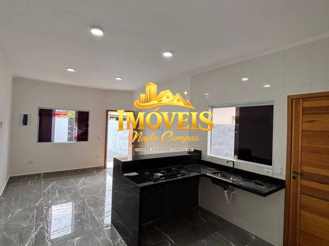 Casa para Venda em Caraguatatuba - 3