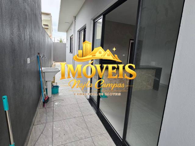 Casa para Venda em Caraguatatuba - 4