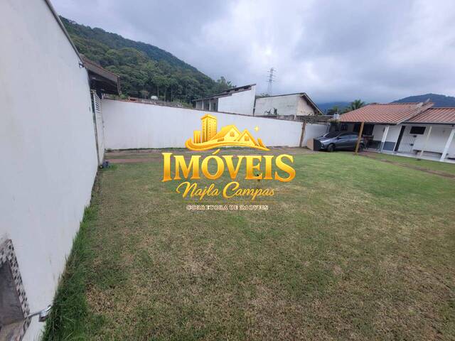 #248 - Casa para Venda em Caraguatatuba - SP