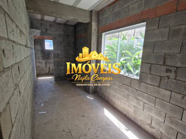 #271 - Casa para Venda em Caraguatatuba - SP